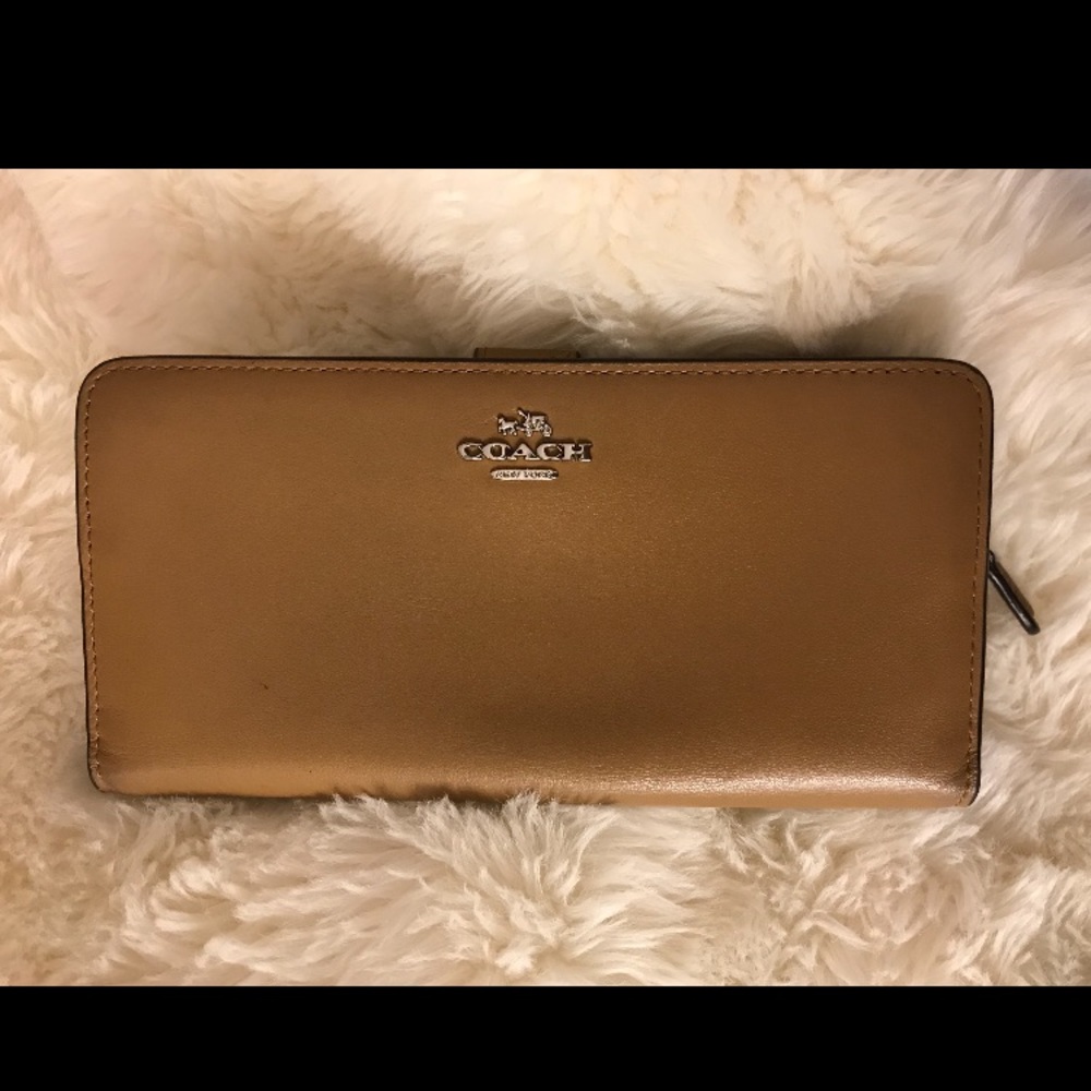 Coach wallet
